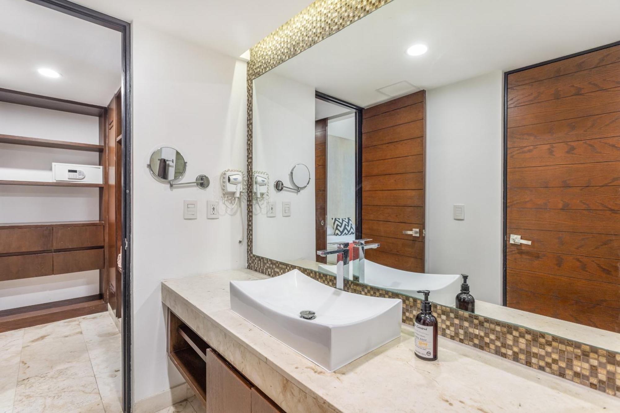 Anah Luxury Condos Playa del Carmen Exteriör bild